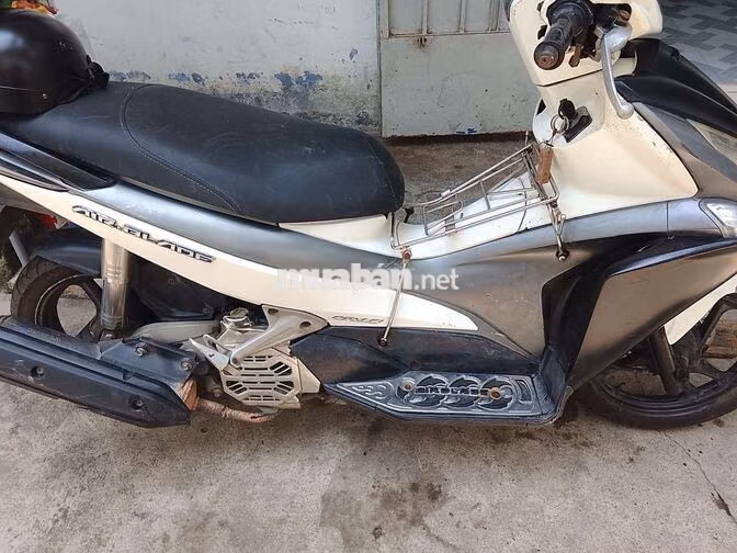 Honda Air Blade 2013 Trắng Đen