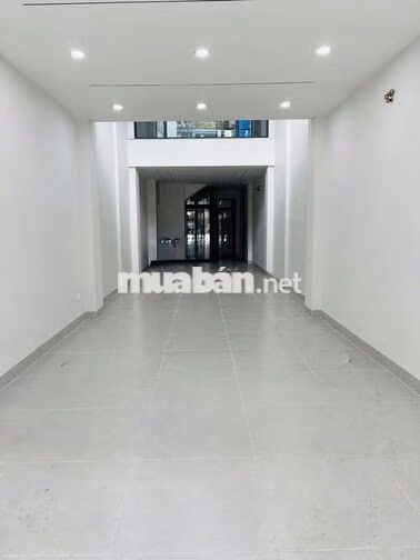 CHO THUÊ NHÀ 476 ÂU CƠ - 5 TẦNG THANG MÁY. GẦN VÒNG XOAY LÊ ĐẠI HÀNH