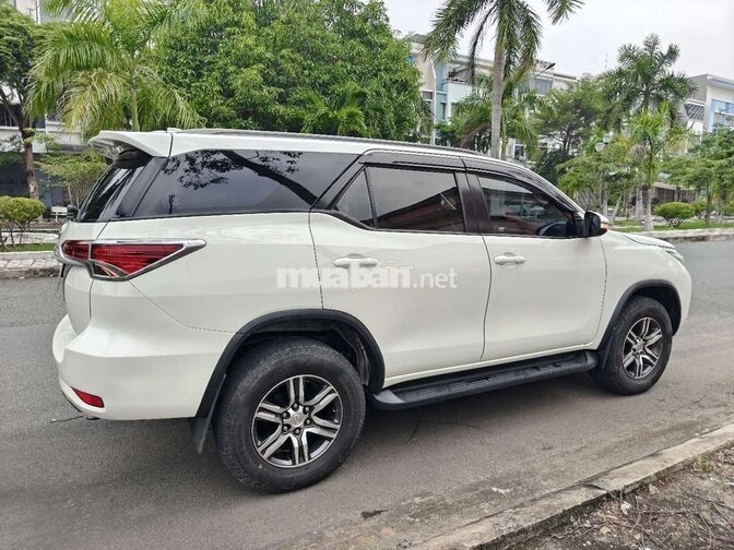 Toyota Fortuner 2017 Trắng Số sàn