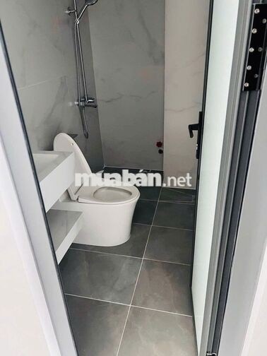 CHO THUÊ NHÀ 476 ÂU CƠ - 5 TẦNG THANG MÁY. GẦN VÒNG XOAY LÊ ĐẠI HÀNH