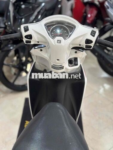 Honda Vision 2020 Trắng Đen Sport.BS70.Xe khỏi ban