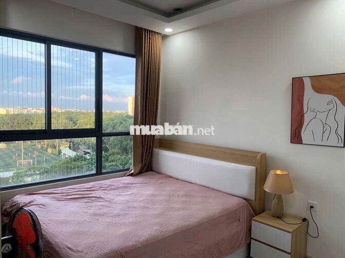 Cho thuê căn hộ 2 PN Emerald full nội thất, view sân banh, mát mẻ