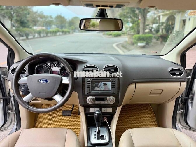 Ford Focus Titanium 2013 90000 km Bạc
