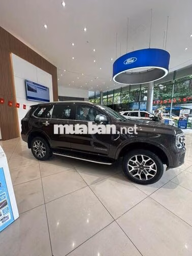 Ford Everest Titanium 4x4 2025 Nâu