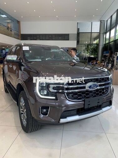 Ford Everest Titanium 4x4 2025 Nâu