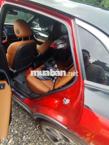 VinFast VF8 Lux Plus V24 2024 Đỏ đen 16000 km