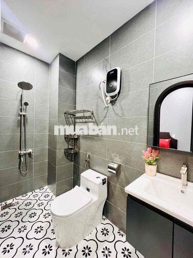 CHDV LUXURY FULL TOPPING , CỬA SỔ TRỜI THOÁNG, NẰM GIÁP Q6, TỈNH LỘ 10