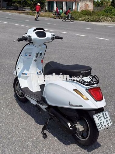 Vespa 50cc Trắng 2025