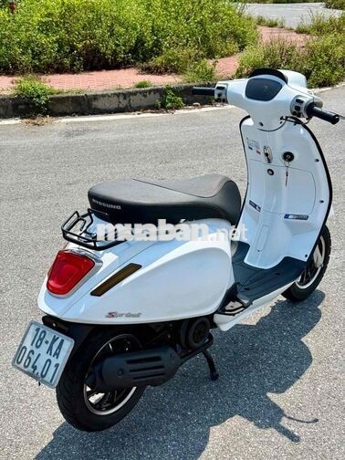 Vespa 50cc Trắng 2025