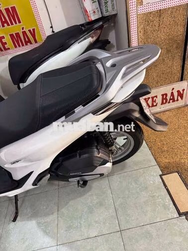 Honda SH 125 Trắng