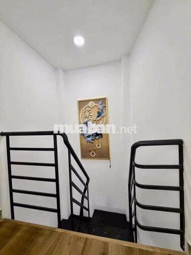 cần bán nhà hẻm 1041 trệt 2 lầu 2ptollet giá bán 990tr (TL)