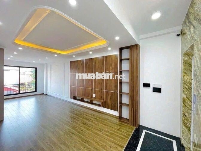 👉 CHO THUÊ NHÀ HXH HUỲNH VĂN BÁNH_9x20m_TRỆT 4 LẦU, THANG MÁY.