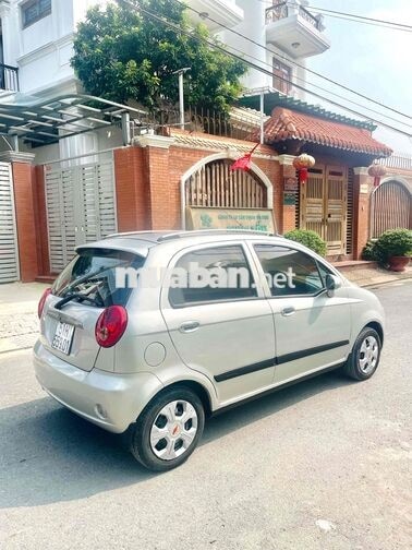 Chevrolet SPAST 2011 Bạc