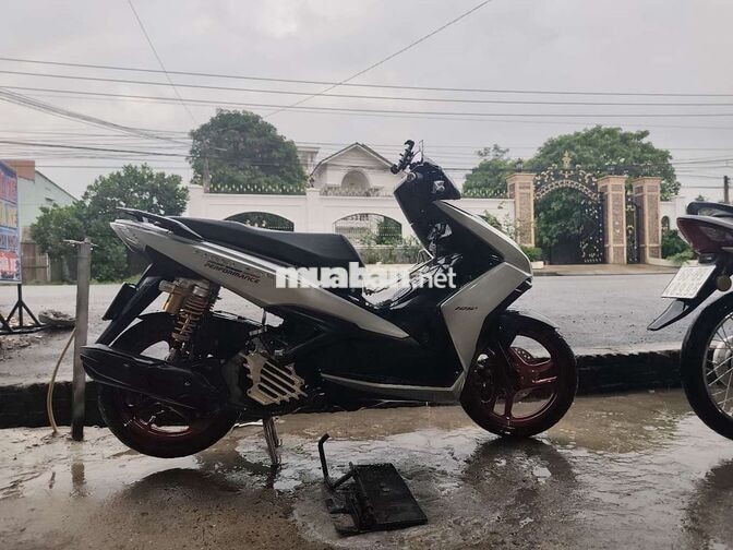 Honda Air Blade 125cc Bạc Đen