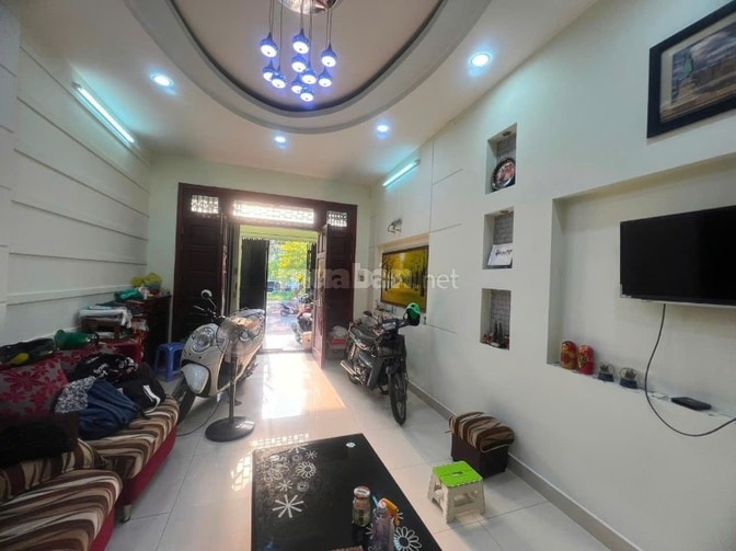 Nhà 4 tầng mua ở đáng mua khu đô thị APAK. Diện tích sử dụng lên đến 1