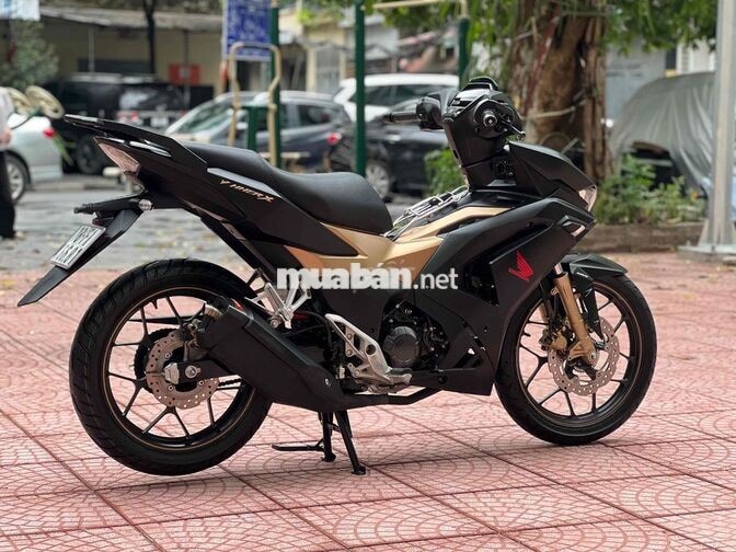 bán Winner V3 máy zin chính chủ . xe đẹp