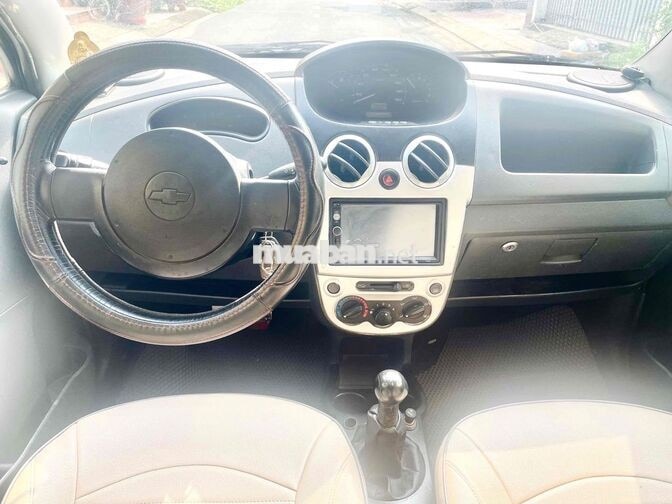 Chevrolet SPAST 2011 Bạc