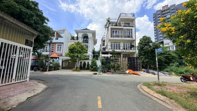 Nhà 4 tầng mua ở đáng mua khu đô thị APAK. Diện tích sử dụng lên đến 1