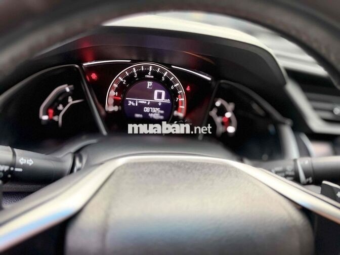Honda Civic 1.8 2018 Trắng Việt Nam