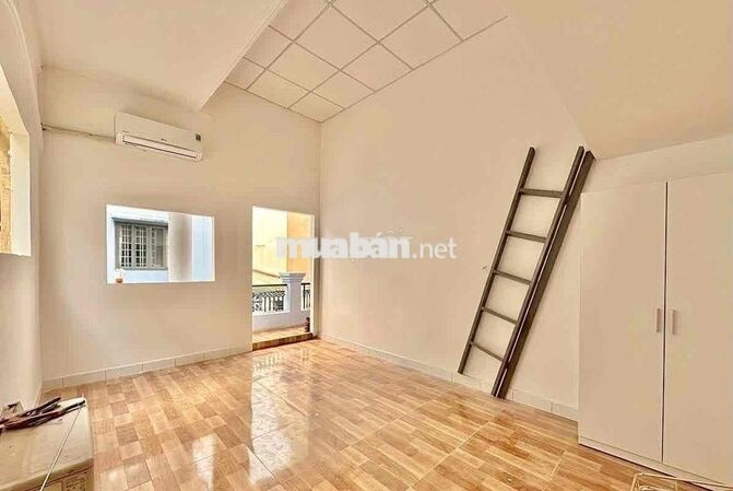 💥KHAI TRƯƠNG PHÒNG MỚI 100% - CỬA SỐ BAN CÔNG