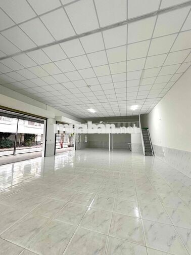 CHO THUÊ mặt bằng khu Ngân Thuận góc 2 mặt tiền