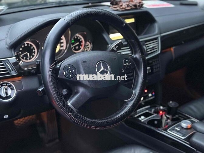 Mercedes-Benz E250 2011 Đen Tự động 7 cấp