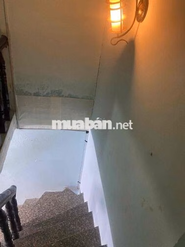 Trệt lầu 5*6; 2pn kín 2wc Rẻ chốt lẹ