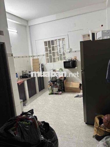 Nhà cho thuê giá 8tr có sân trc ở Quận 7 tphcm
