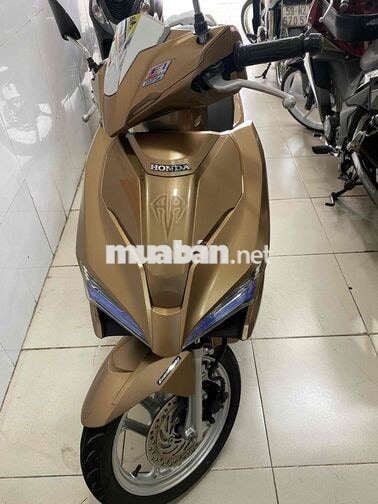 Honda Air Blade Fi 125cc 2017 Vàng đồng
