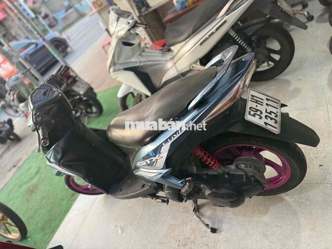 Yamaha Luvias Xanh Xe tay ga
