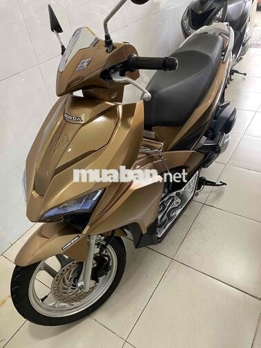 Honda Air Blade Fi 125cc 2017 Vàng đồng