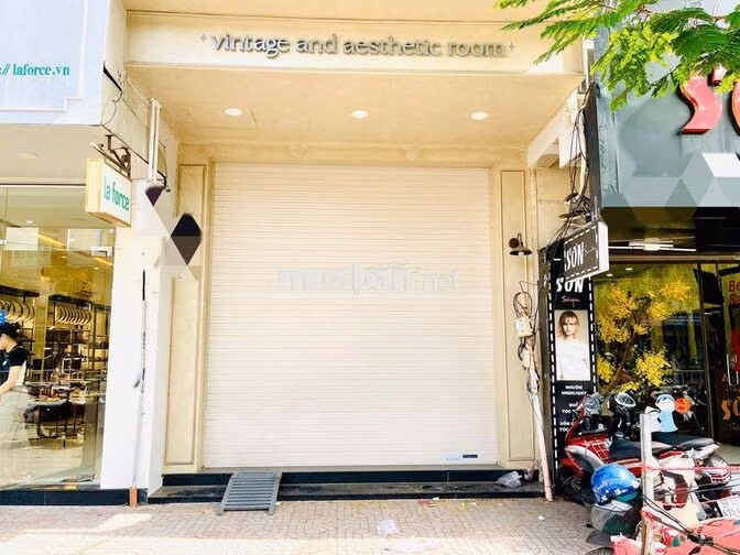 NHÀ ĐẸP BÀU CÁT - 68E Đồng Đen, P.14, Tân Bình - nhà mới vào ngay