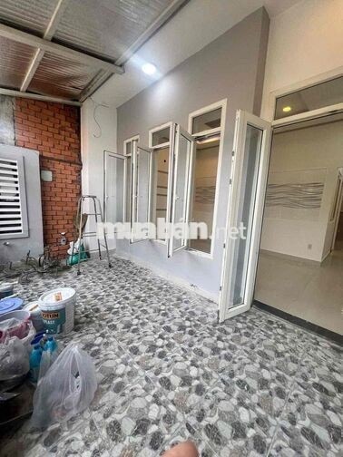 Nhà nguyên căn hẻm ô tô Nguyễn Bình gần UBND Nhà Bè