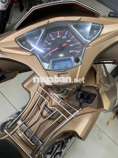 Honda Air Blade Fi 125cc 2017 Vàng đồng
