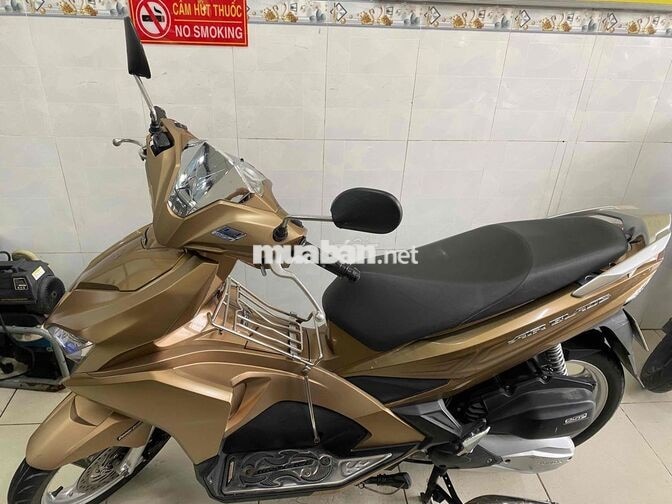 Honda Air Blade Fi 125cc 2017 Vàng đồng