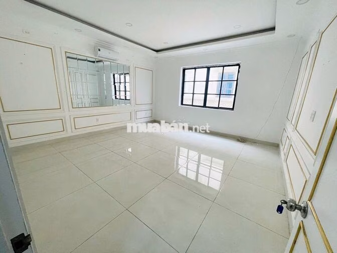NHÀ ĐẸP BÀU CÁT - 68E Đồng Đen, P.14, Tân Bình - nhà mới vào ngay