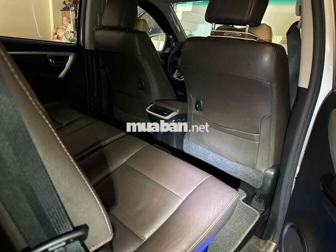 Toyota Fortuner 2016 2.7V Xăng 1 Cầu Bạc