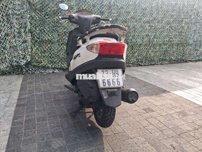 Xe ga Honda biển sảnh và tứ 6, có giao lưu đổi x