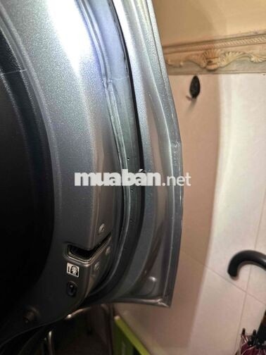 Toyota Fortuner 2016 2.7V Xăng 1 Cầu Bạc