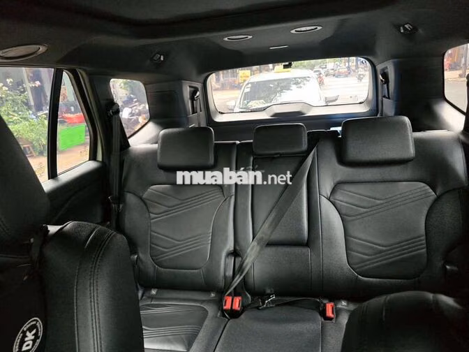 Ford Everest Titanium 1 cầu 2023 Trắng 54.000 km
