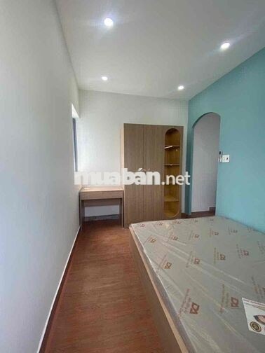 CHDV full nội thất, tách bếp, ban công