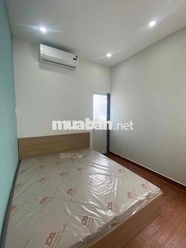 CHDV full nội thất, tách bếp, ban công