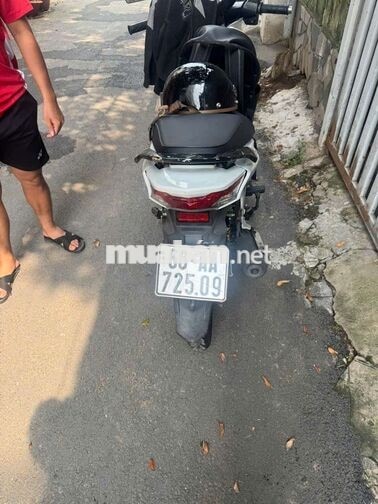 Honda Future 125 Trắng 125cc Thể thao