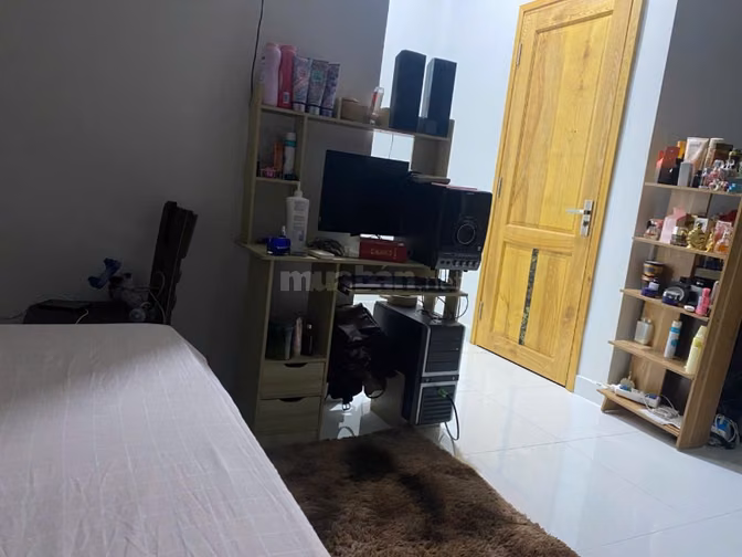 Bán nhà chính chủ; mình bán căn nhà đang ở để đi định cư nước ngoài