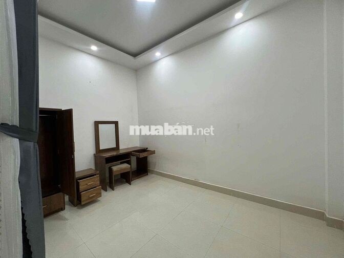 CHO THUÊ NHÀ NGUYÊN CĂN 2 PHÒNG NGỦ ĐƯỜNG ĐINH CÔNG TRÁNG FULL NỘI THẤ