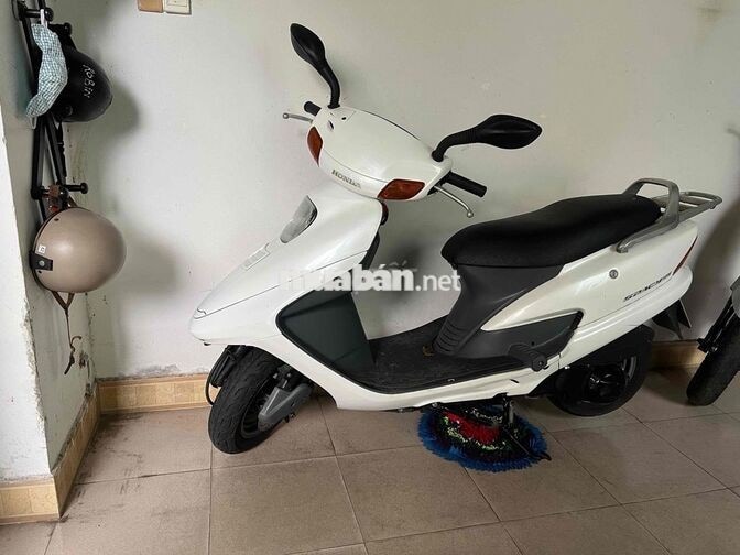 Honda Spacy 125 Trắng