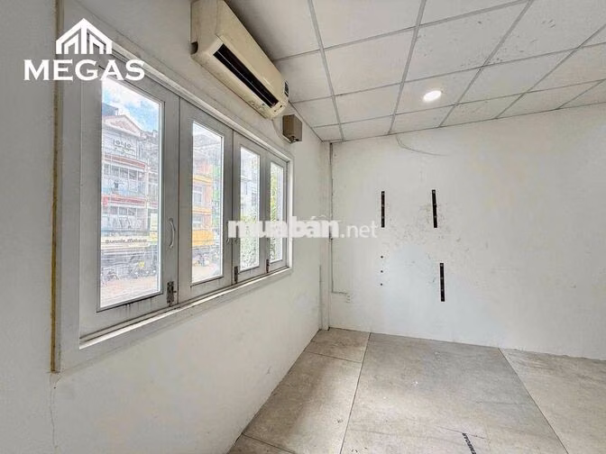 CHO THUÊ NHÀ NGUYÊN CĂN 1 TRỆT 1 LẦU MẶT TIỀN ĐƯỜNG ĐINH BỘ LĨNH