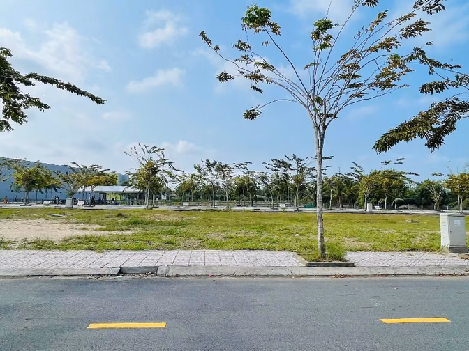 ĐẤT NỀN KDC NGÃ BẢY FULL THỔ GIÁ TỐT CHỈ 1 TY 