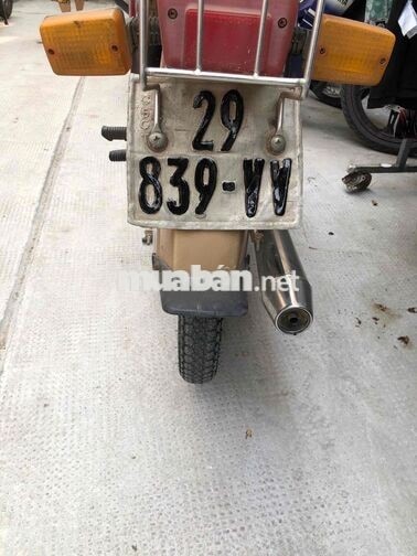 Honda Super Cub 50 Vàng đồng Nhật