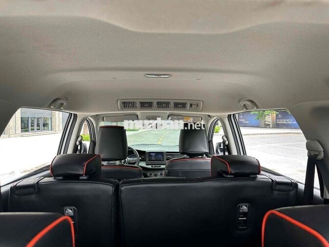 Suzuki Ertiga Hybrid 2023 Số sàn bản xăng điện